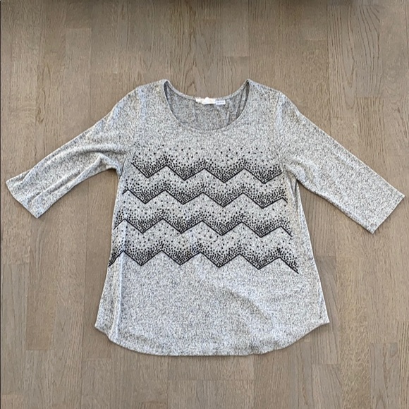 3/$30 half sleeve soft knit top. - Picture 1 of 6